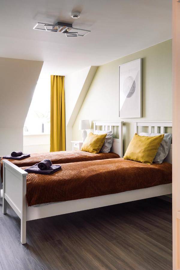 Rothko Apartment/8 Guests/4Bedrooms/Riga Old Town Buitenkant foto
