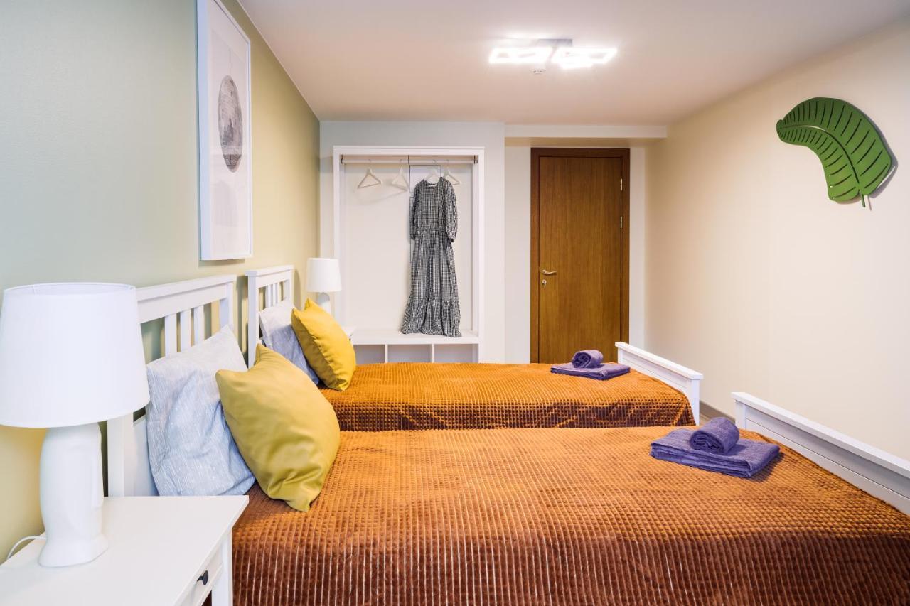 Rothko Apartment/8 Guests/4Bedrooms/Riga Old Town Buitenkant foto